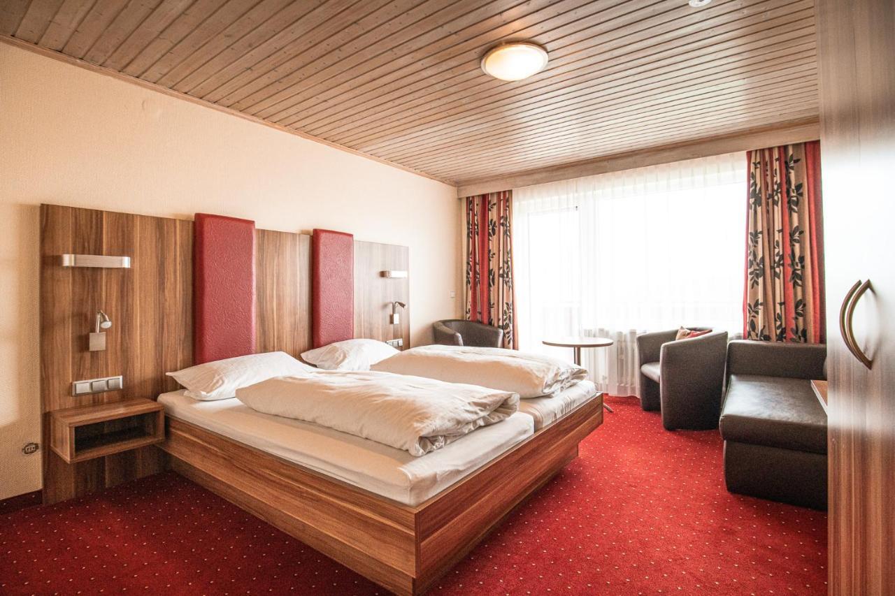 Landgastohf Thiem Hotel ไวเชนเฟลด์ ภายนอก รูปภาพ