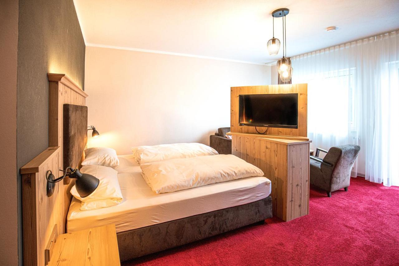 Landgastohf Thiem Hotel ไวเชนเฟลด์ ภายนอก รูปภาพ